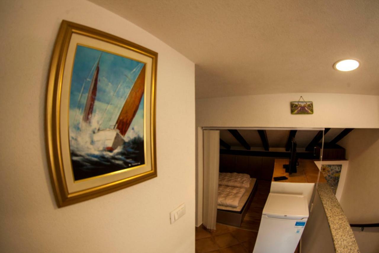 Appartement Fontana à Izola Extérieur photo